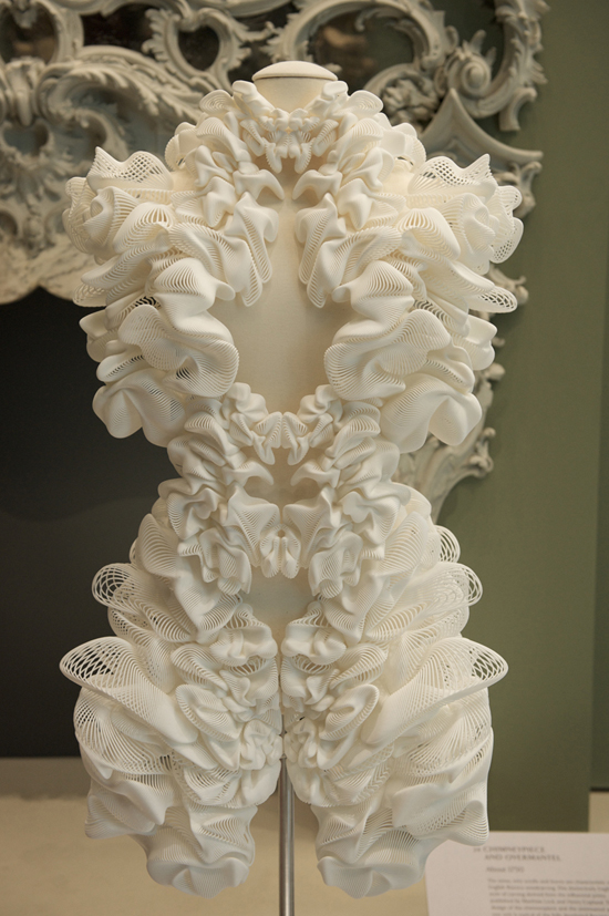 Iris van Herpen 3D printed dress